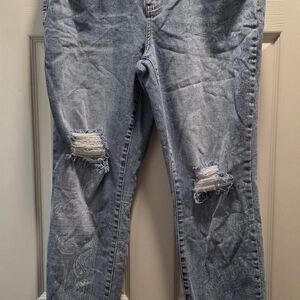 Trendy Distressed Skinny Jeans in Blue